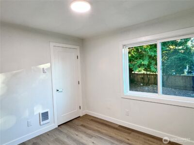 213 Willow Street , Bremerton, WA 98310 - Photo 16