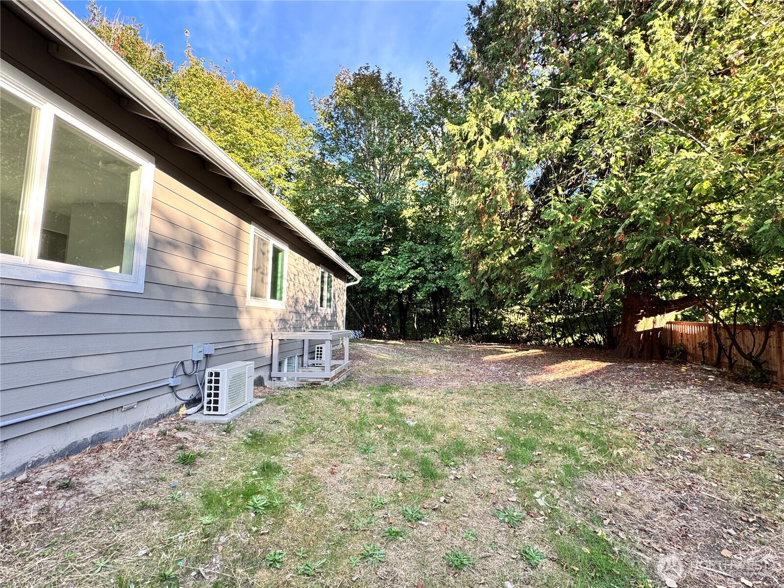 213 Willow Street , Bremerton, WA 98310