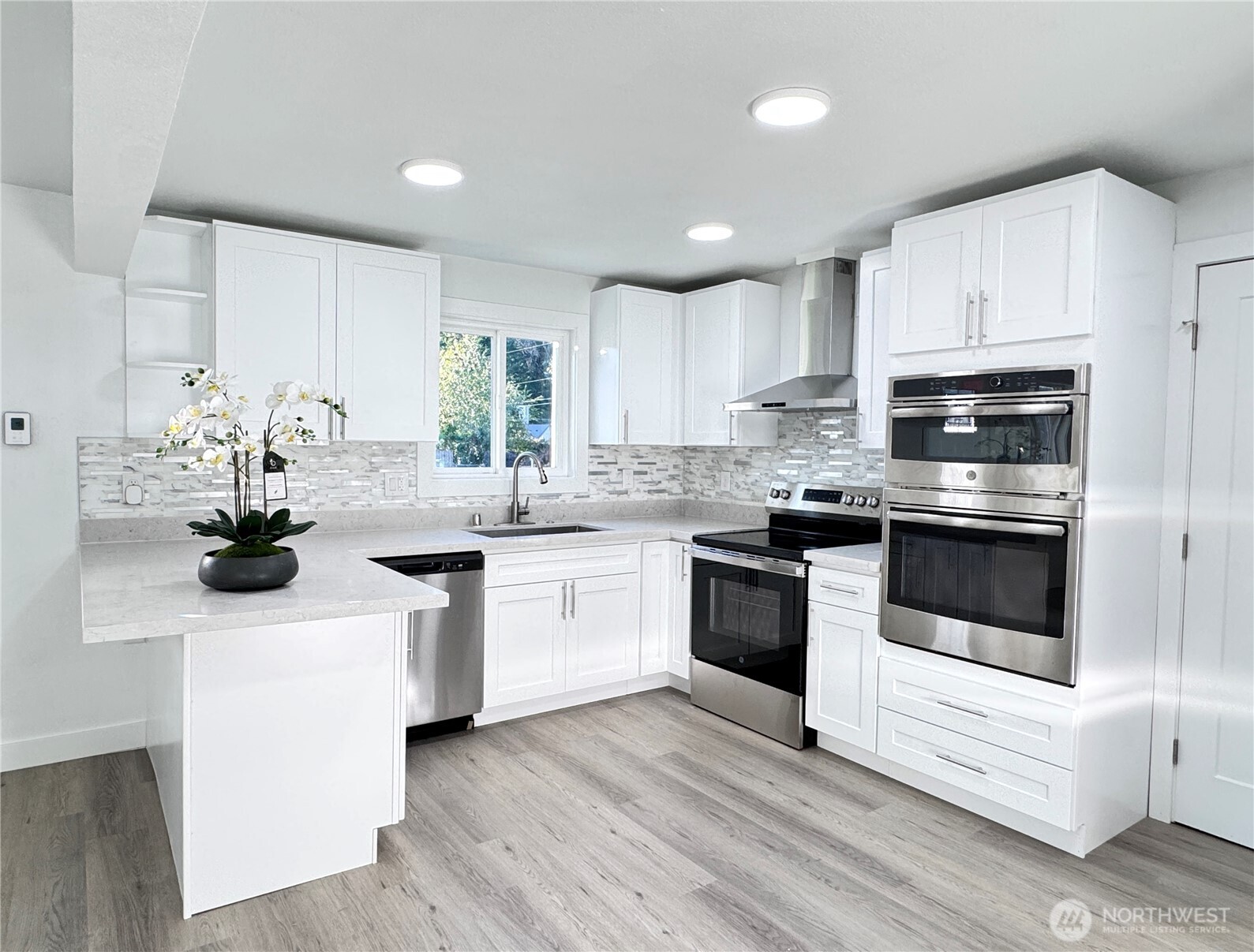 213 Willow Street , Bremerton, WA 98310