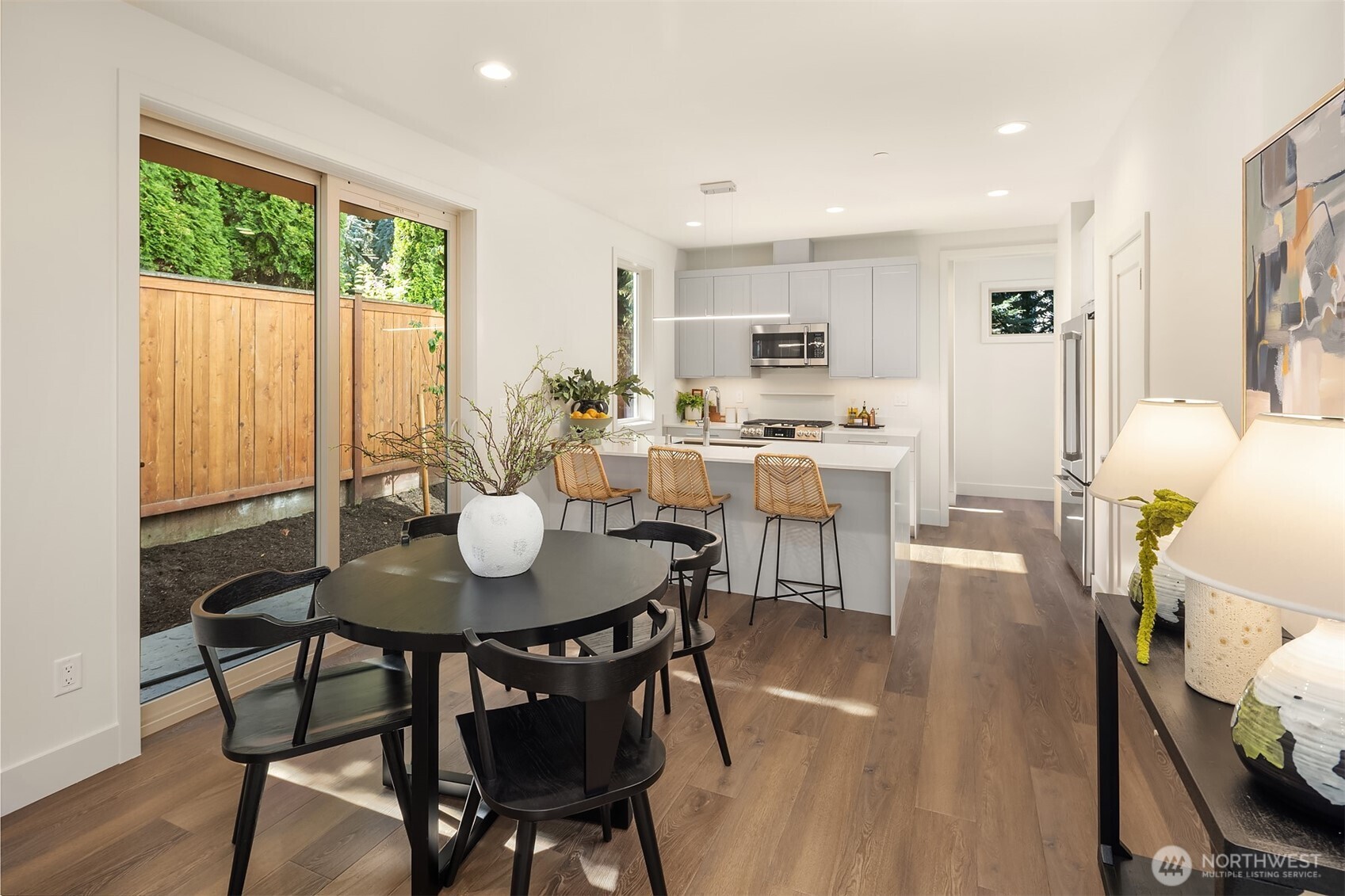 641 18th Avenue W, Kirkland, WA 98033