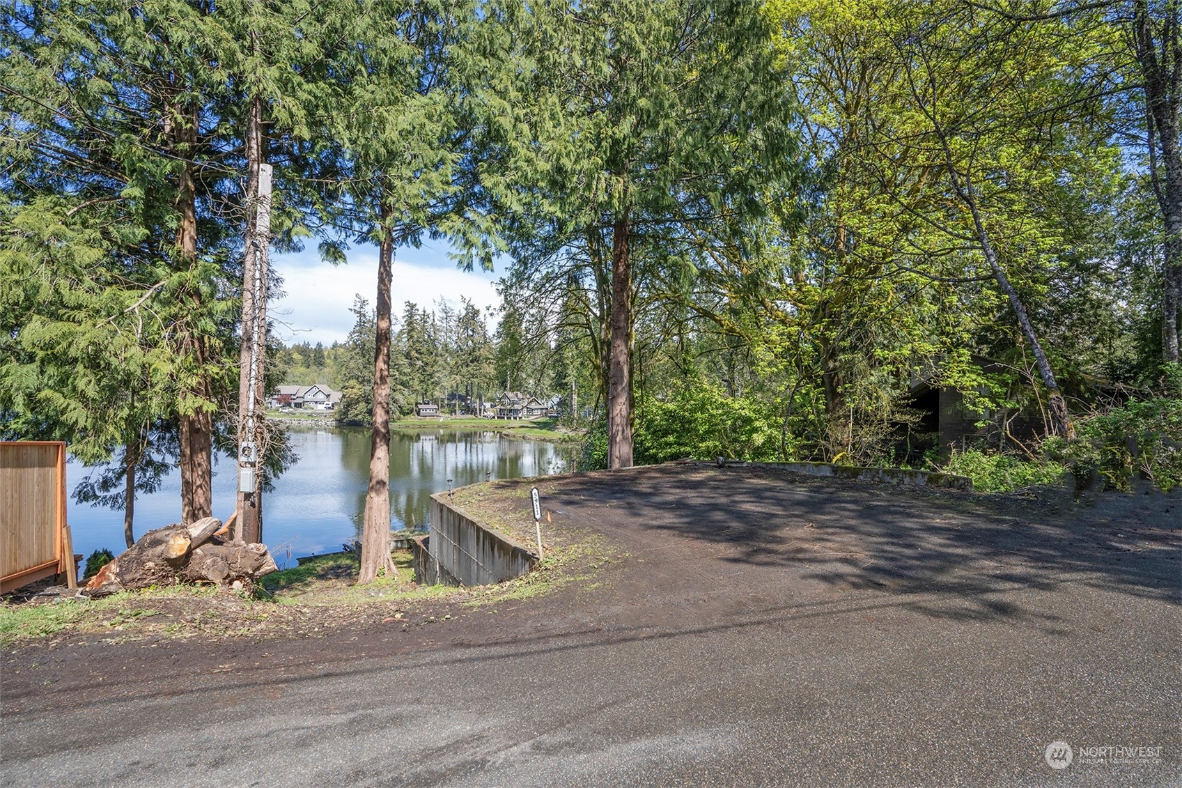 5911 Lagoon Lane NW, Gig Harbor, WA 98335