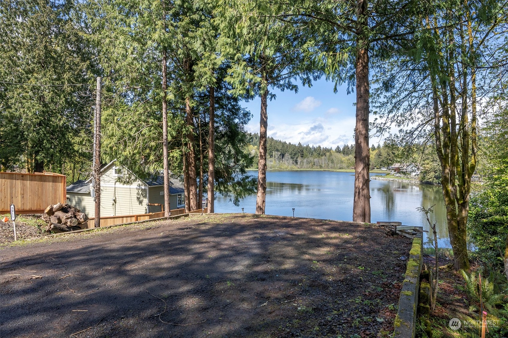 5911 Lagoon Lane NW, Gig Harbor, WA 98335