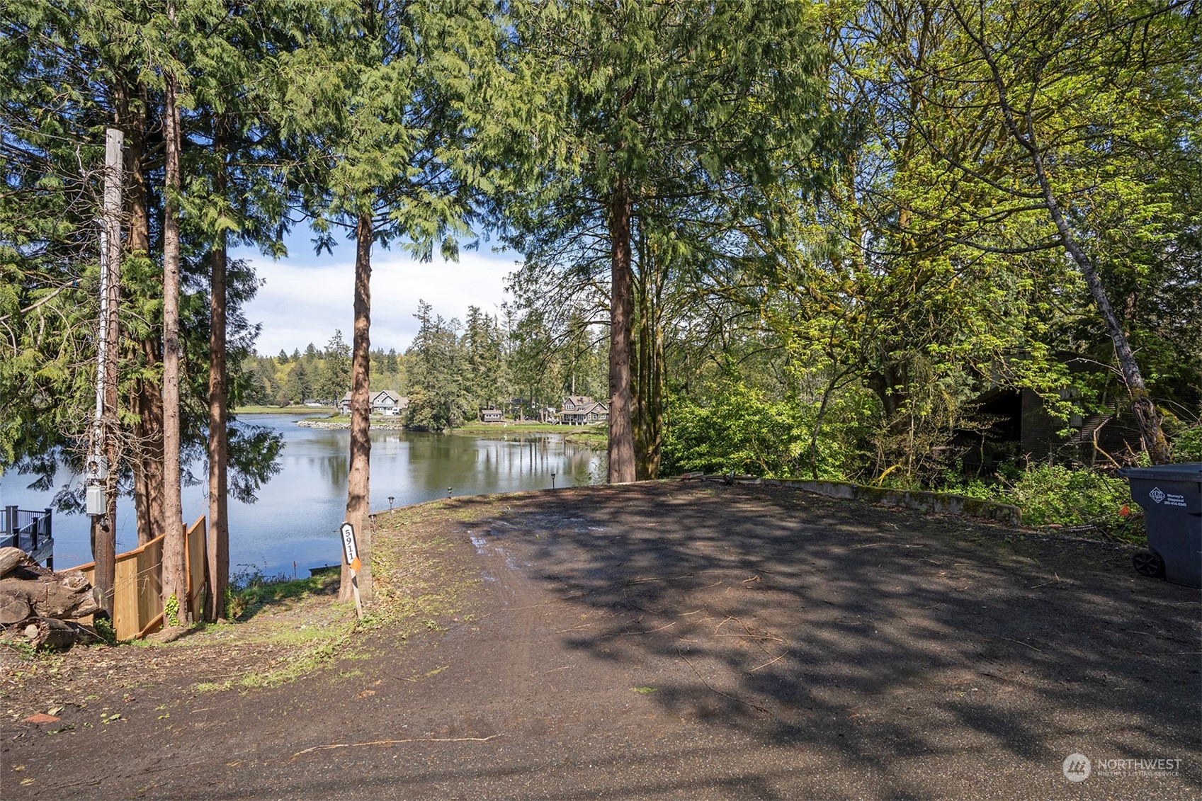 5911 Lagoon Lane NW, Gig Harbor, WA 98335