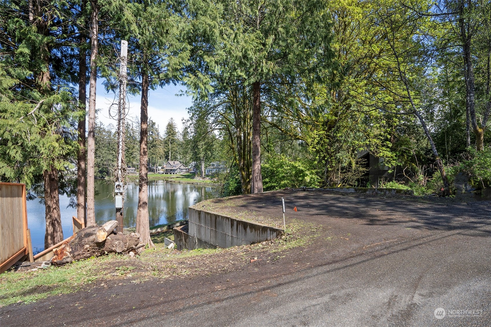 5911 Lagoon Lane NW, Gig Harbor, WA 98335