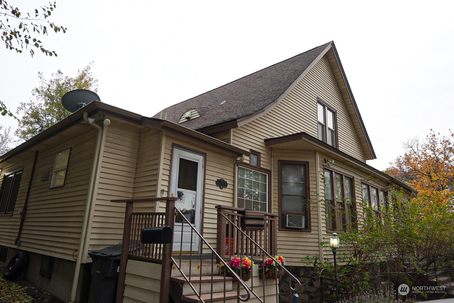 403 S 6th Street , Dayton, WA 99328