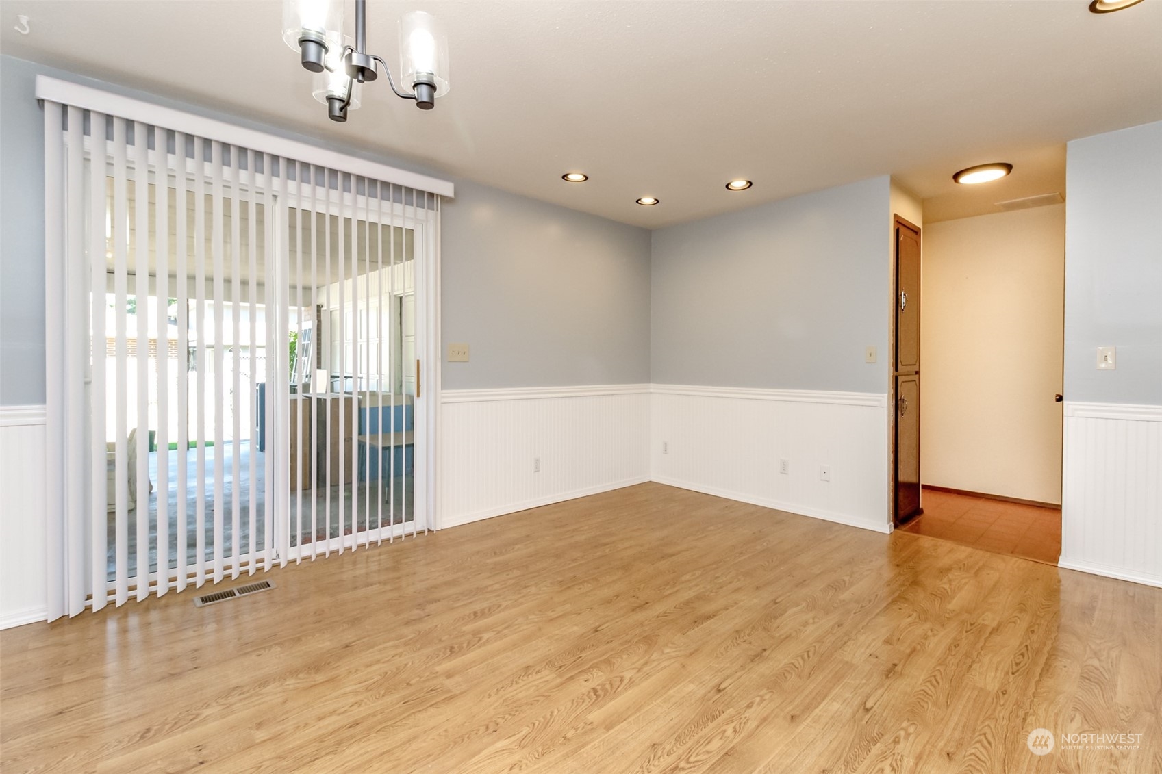 17407 36th Avenue E, Tacoma, WA 98446