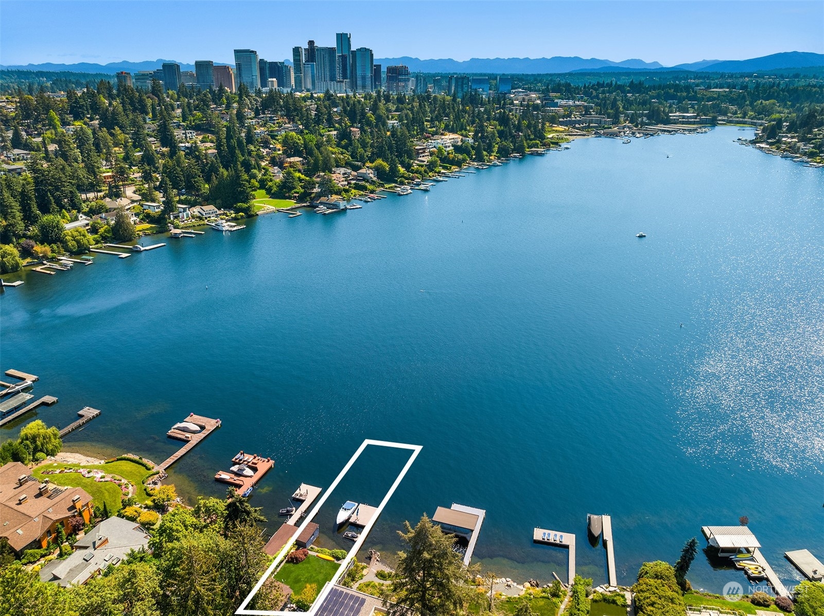 450 Overlake Drive E, Medina, WA 98039
