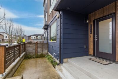 32779 Madrona Avenue SE, Black Diamond, WA 98010-5052 - Photo 3