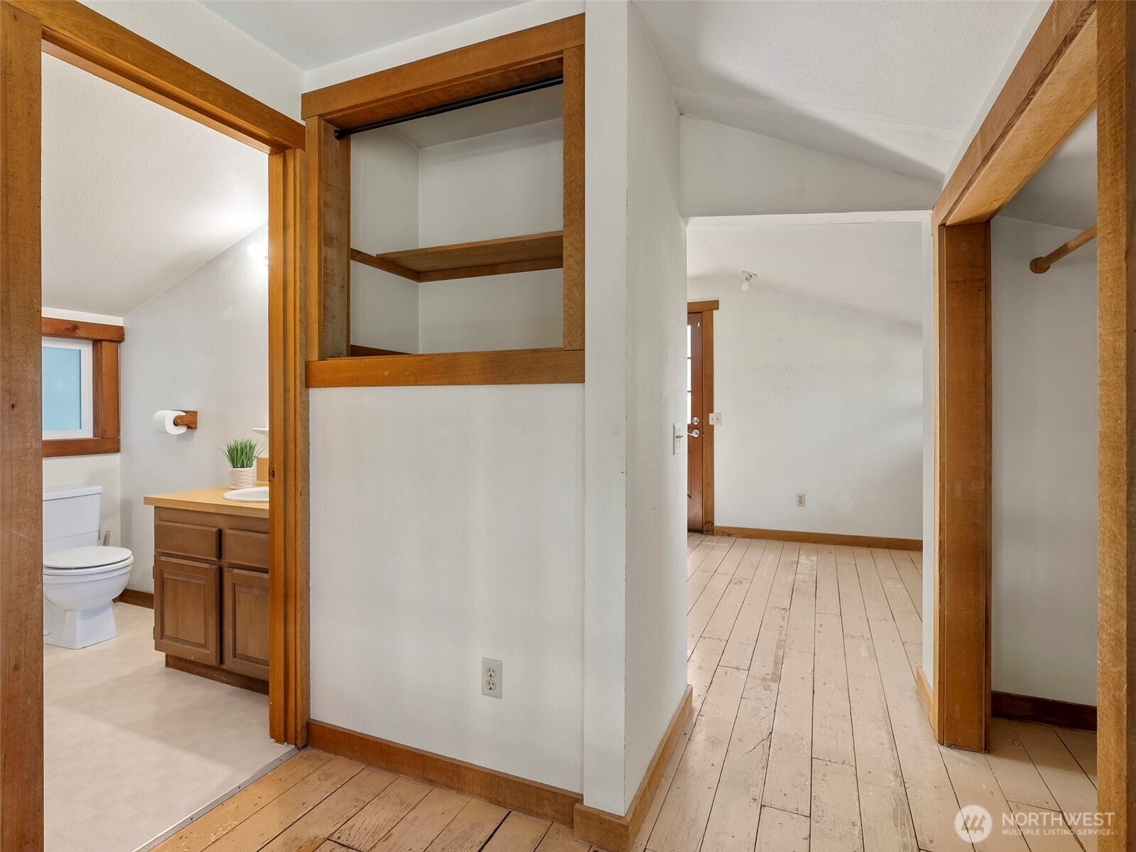 8131 Kerbaugh Road NE, Olympia, WA 98516