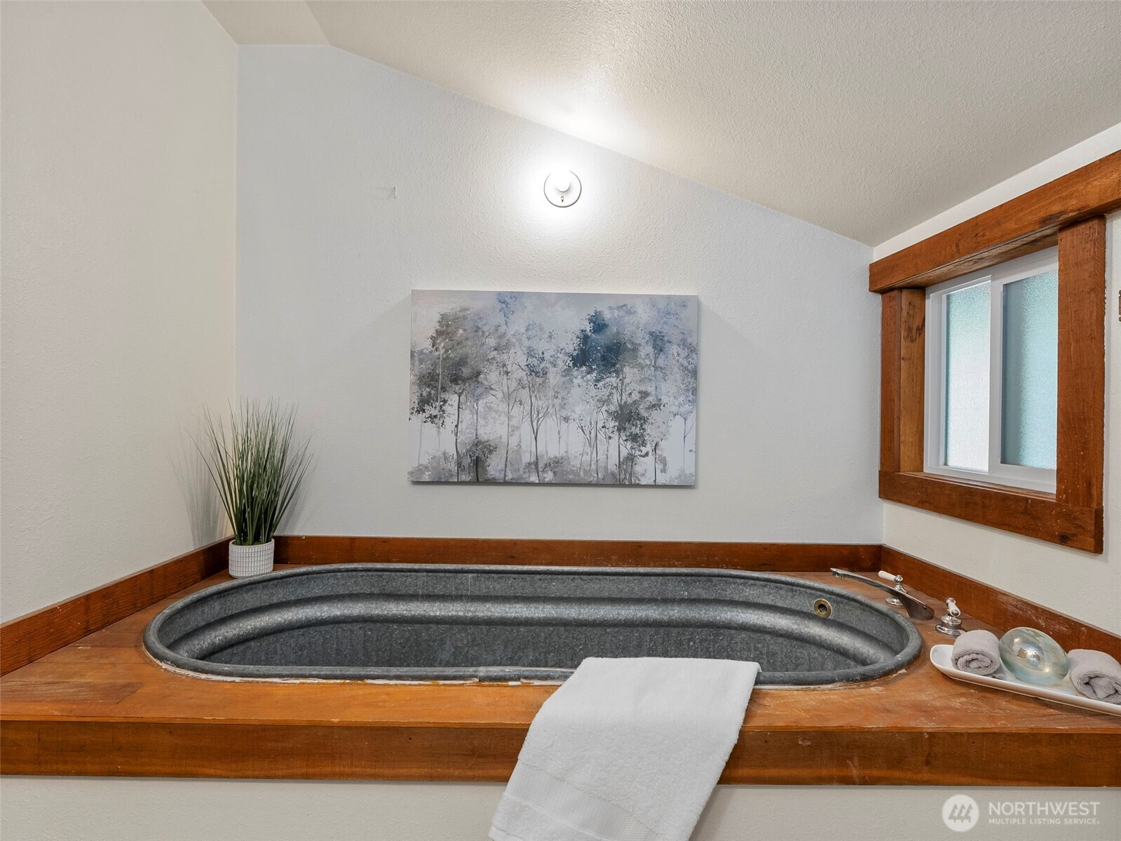 8131 Kerbaugh Road NE, Olympia, WA 98516