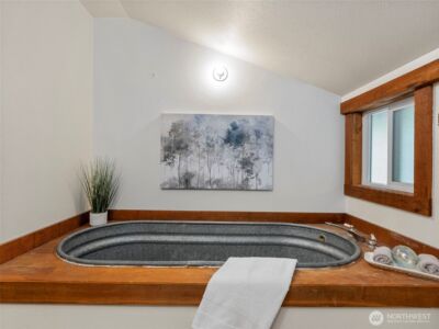 8131 Kerbaugh Road NE, Olympia, WA 98516 - Photo 34