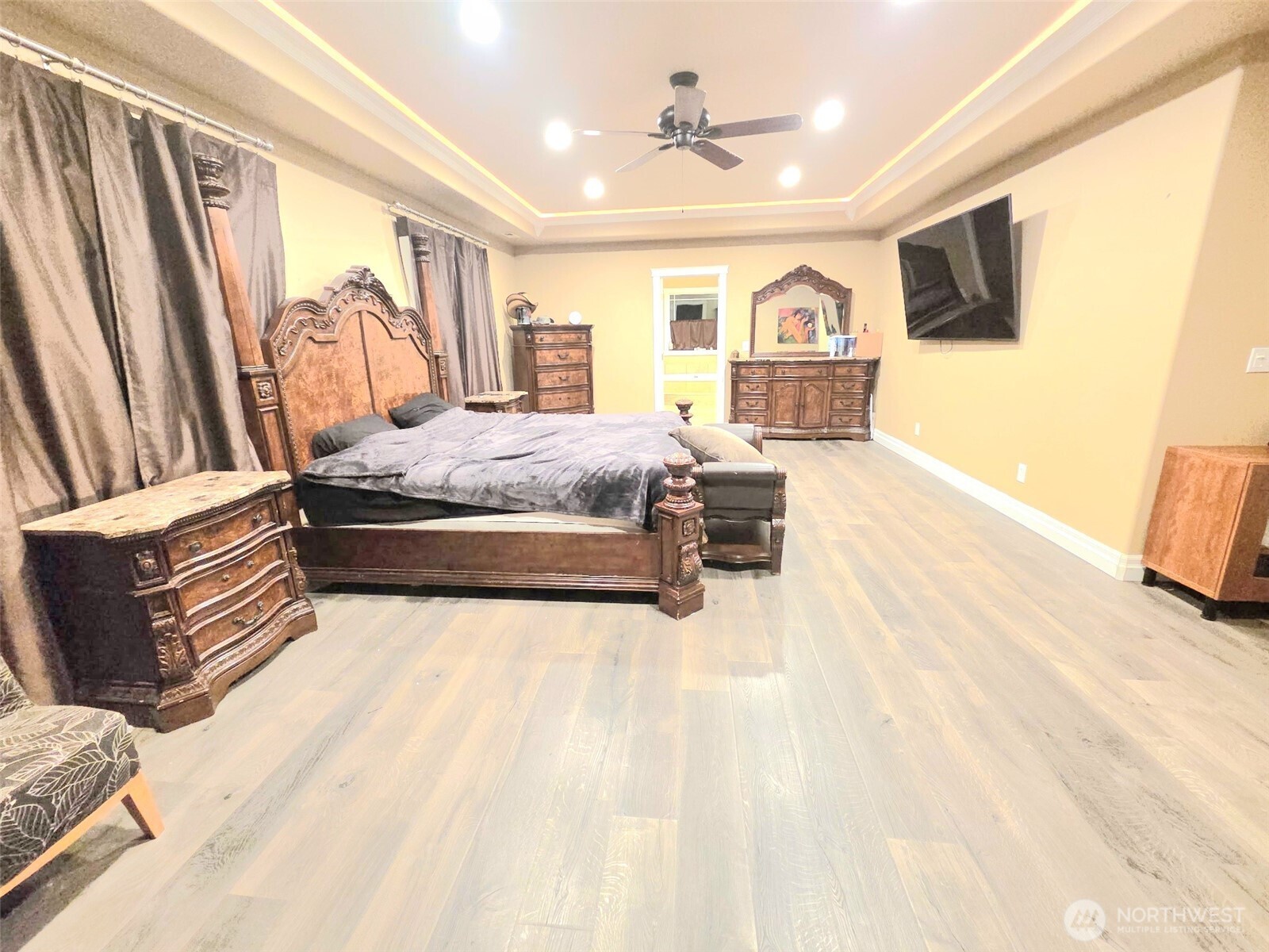 13711 Vickery Avenue E, Tacoma, WA 98446