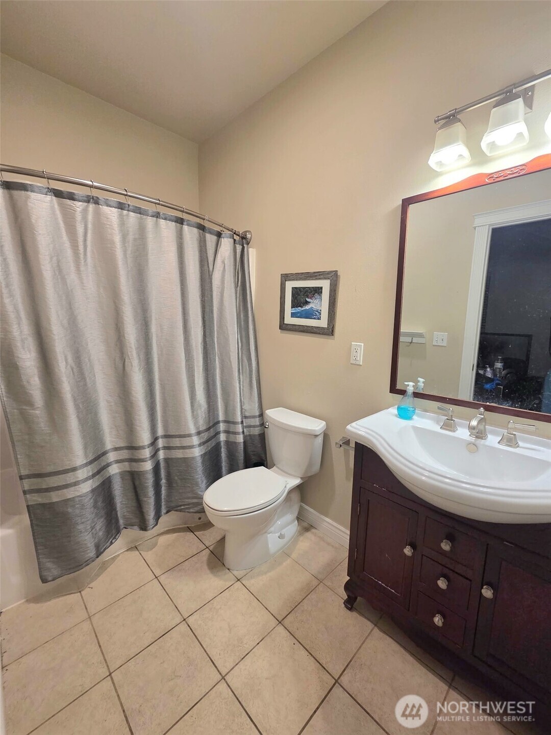 13711 Vickery Avenue E, Tacoma, WA 98446