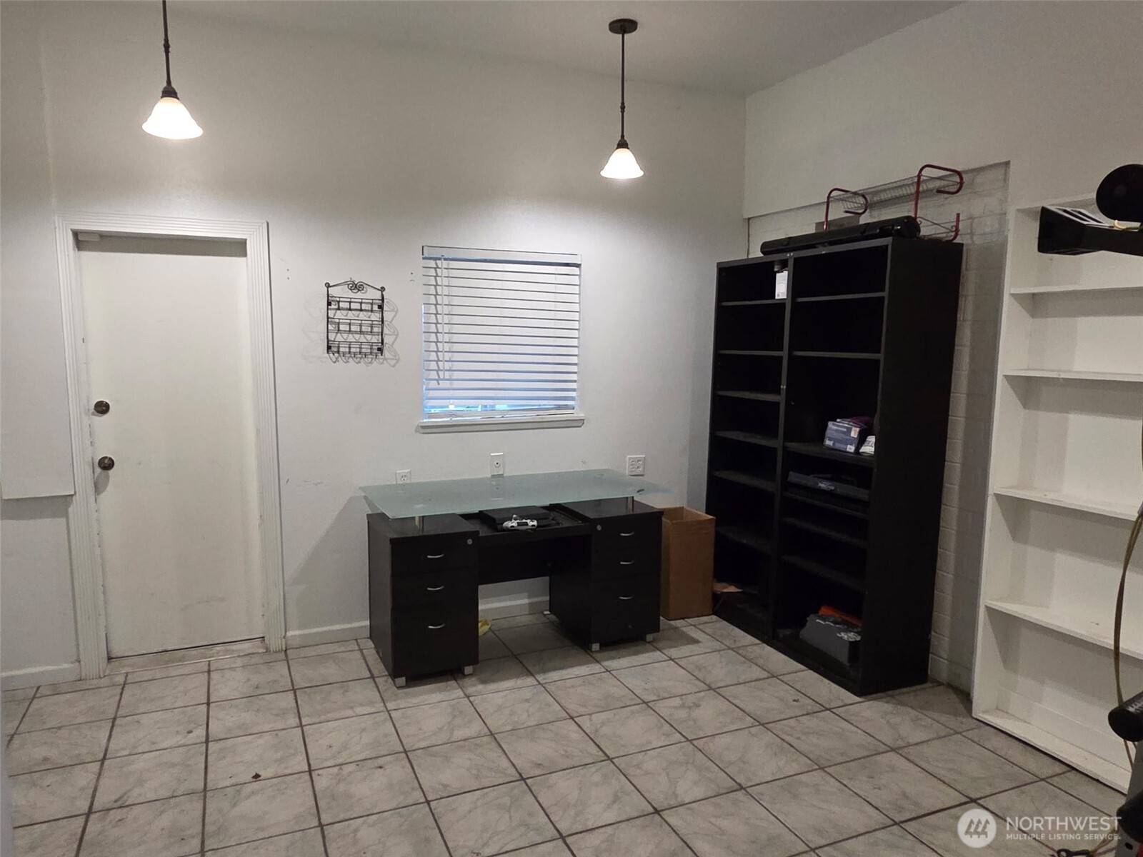 13711 Vickery Avenue E, Tacoma, WA 98446