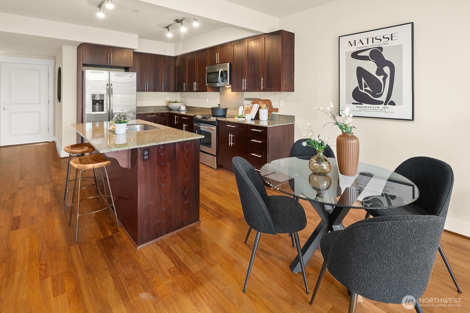 699 John Street #617, Seattle, WA 98109-5062