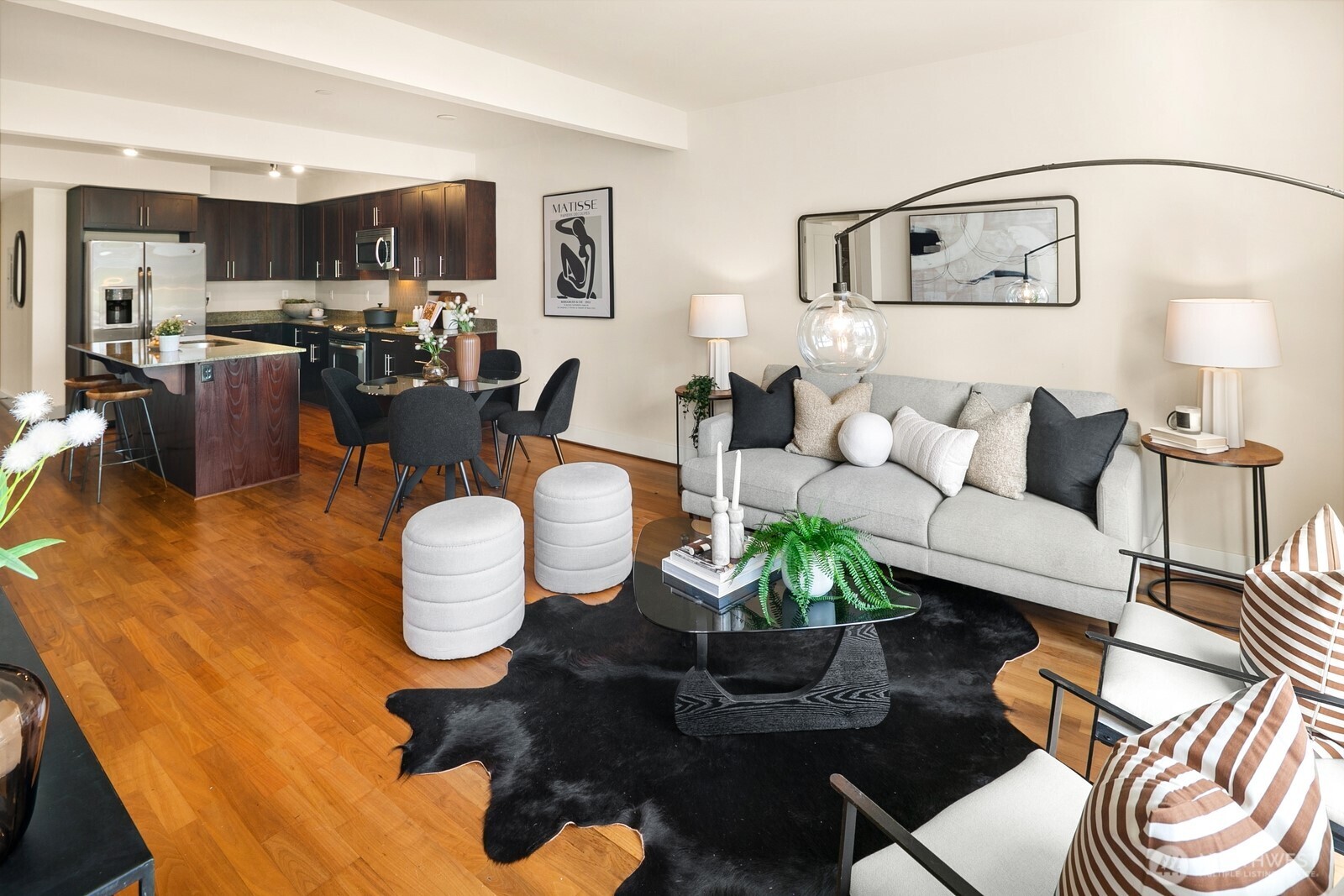 699 John Street #617, Seattle, WA 98109-5062