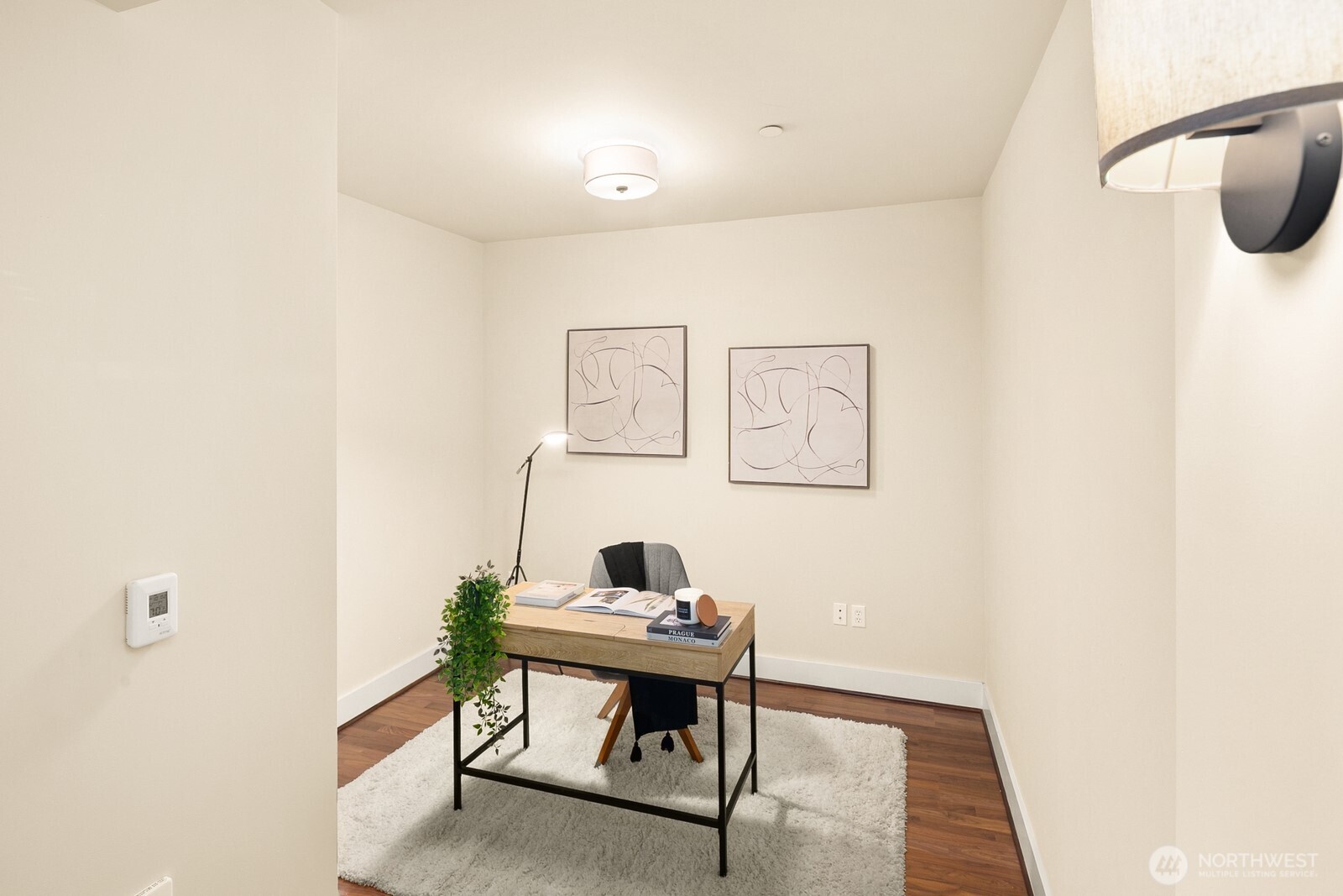 699 John Street #617, Seattle, WA 98109-5062