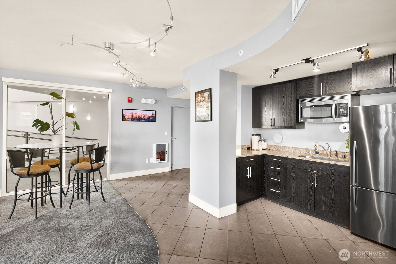 699 John Street #617, Seattle, WA 98109-5062