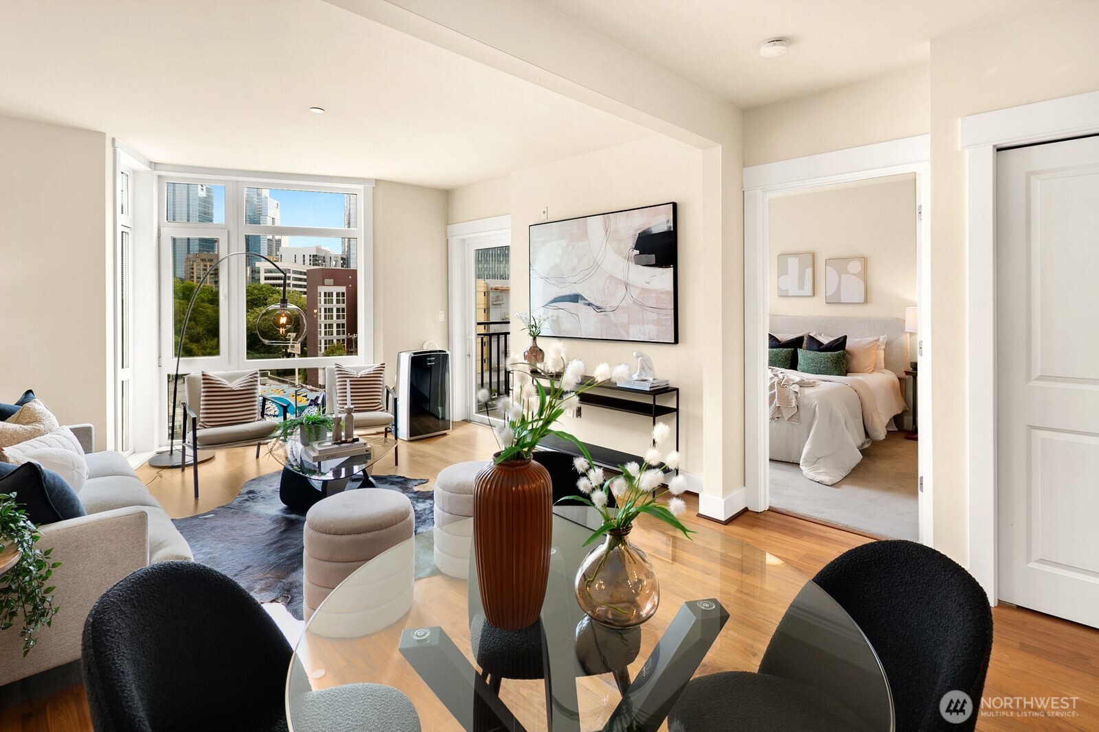 699 John Street #617, Seattle, WA 98109-5062