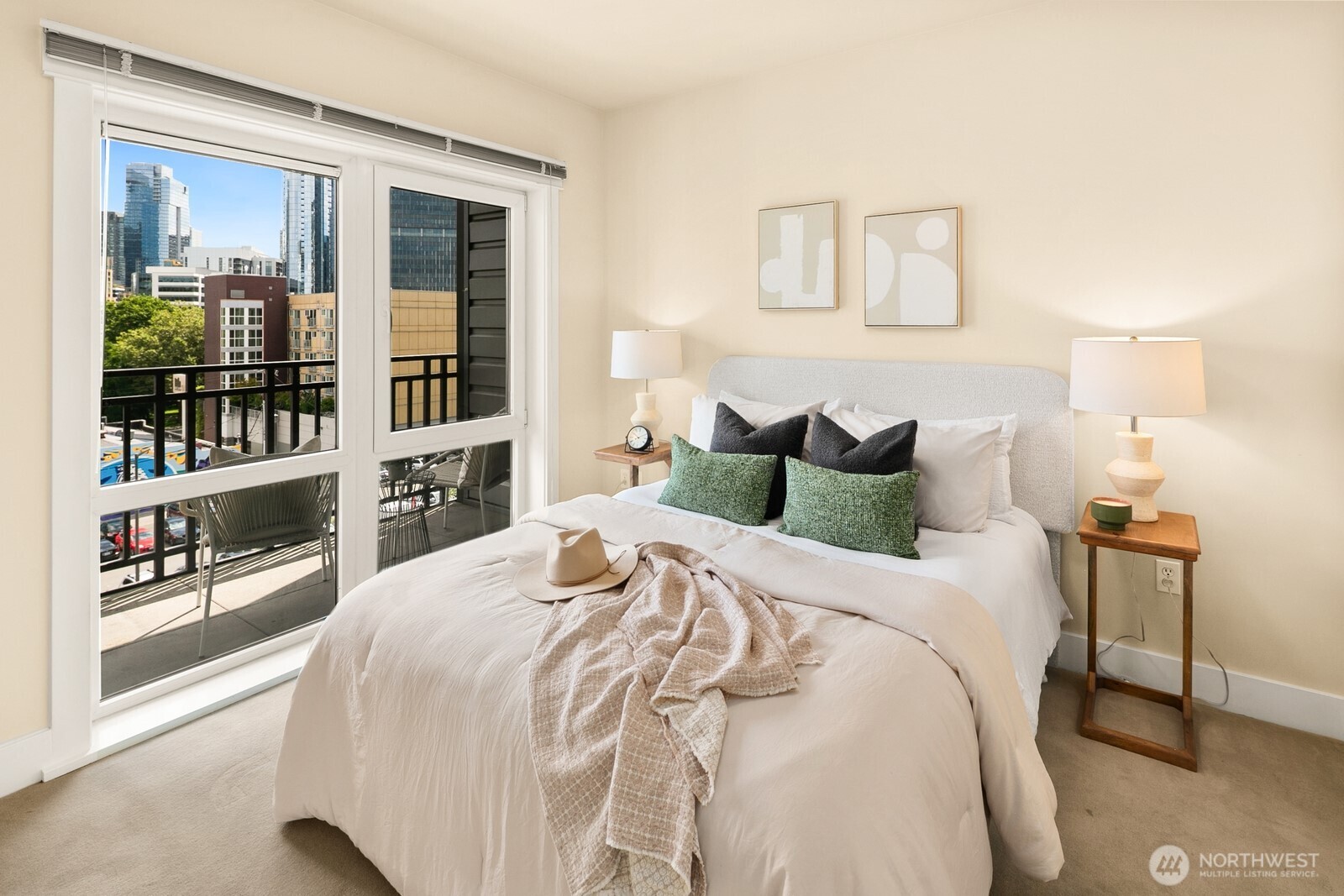 699 John Street #617, Seattle, WA 98109-5062