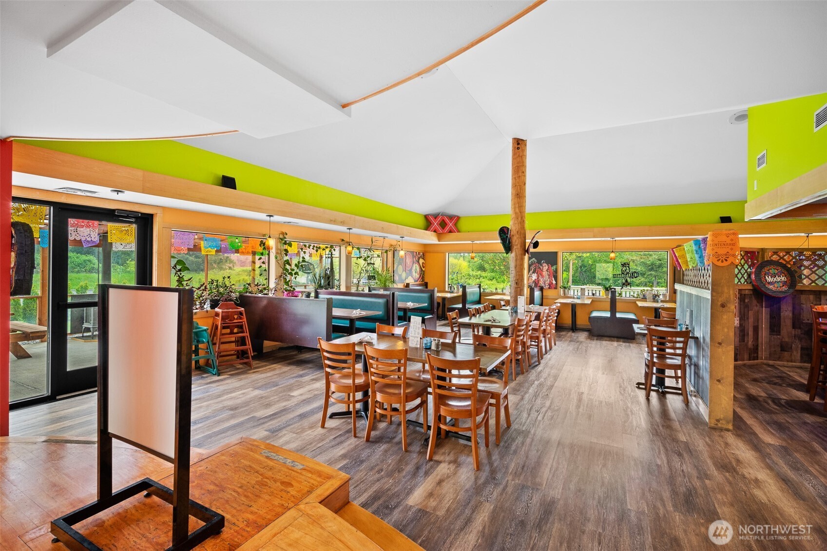 4451 Meridian Street , Bellingham, WA 98226