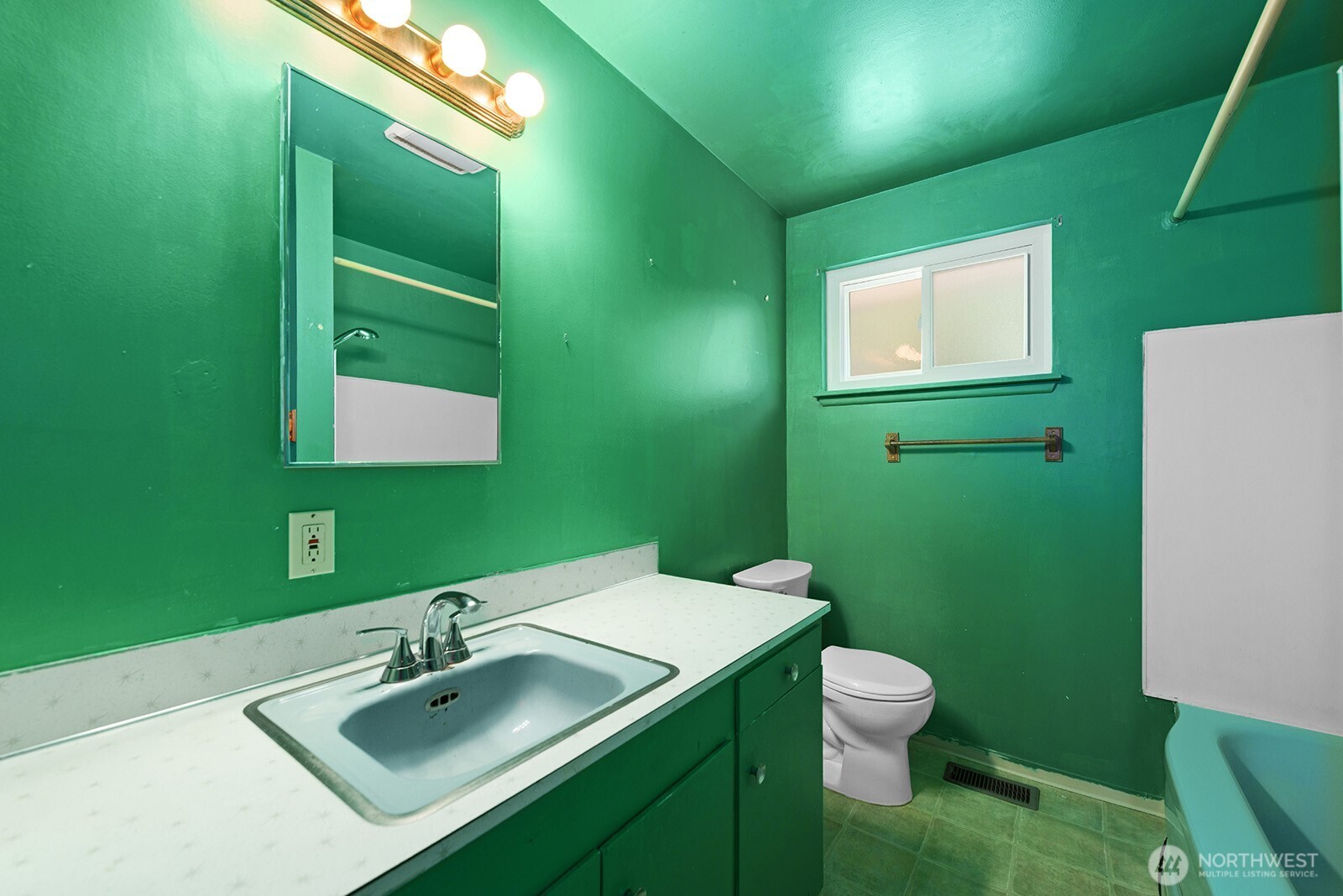 4823 S Morgan Street , Seattle, WA 98118