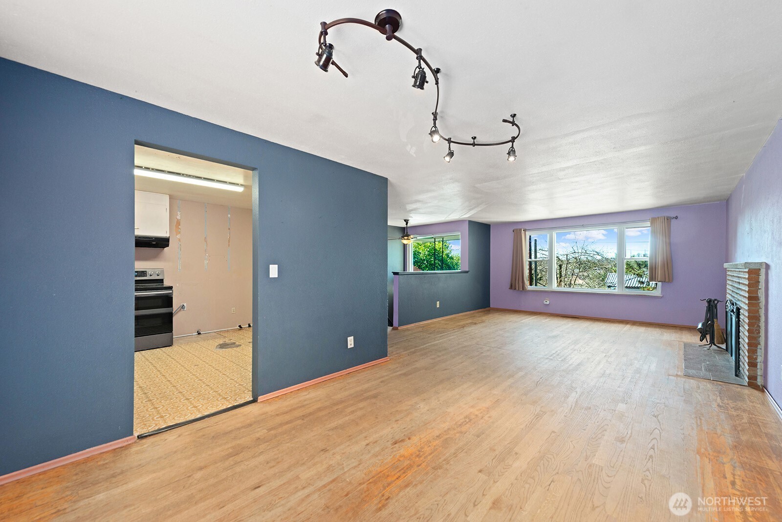 4823 S Morgan Street , Seattle, WA 98118