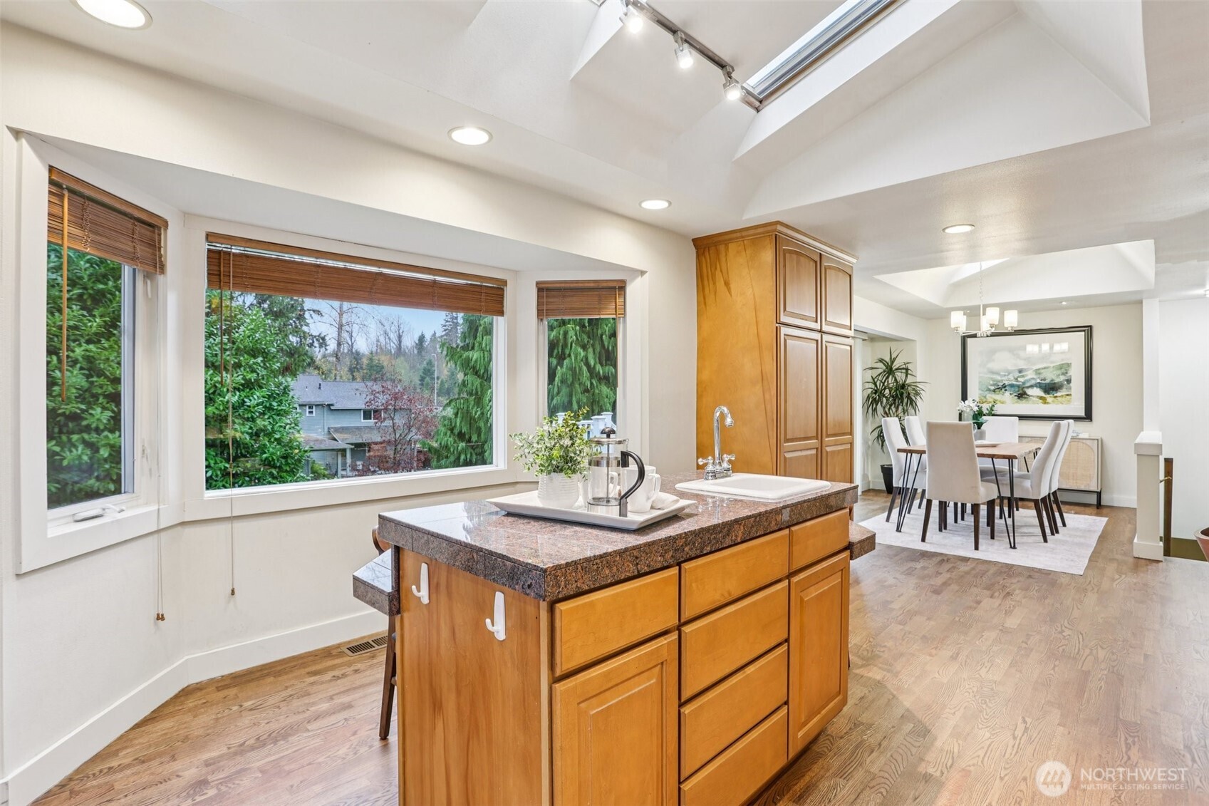 5733 155th Avenue NE, Redmond, WA 98052