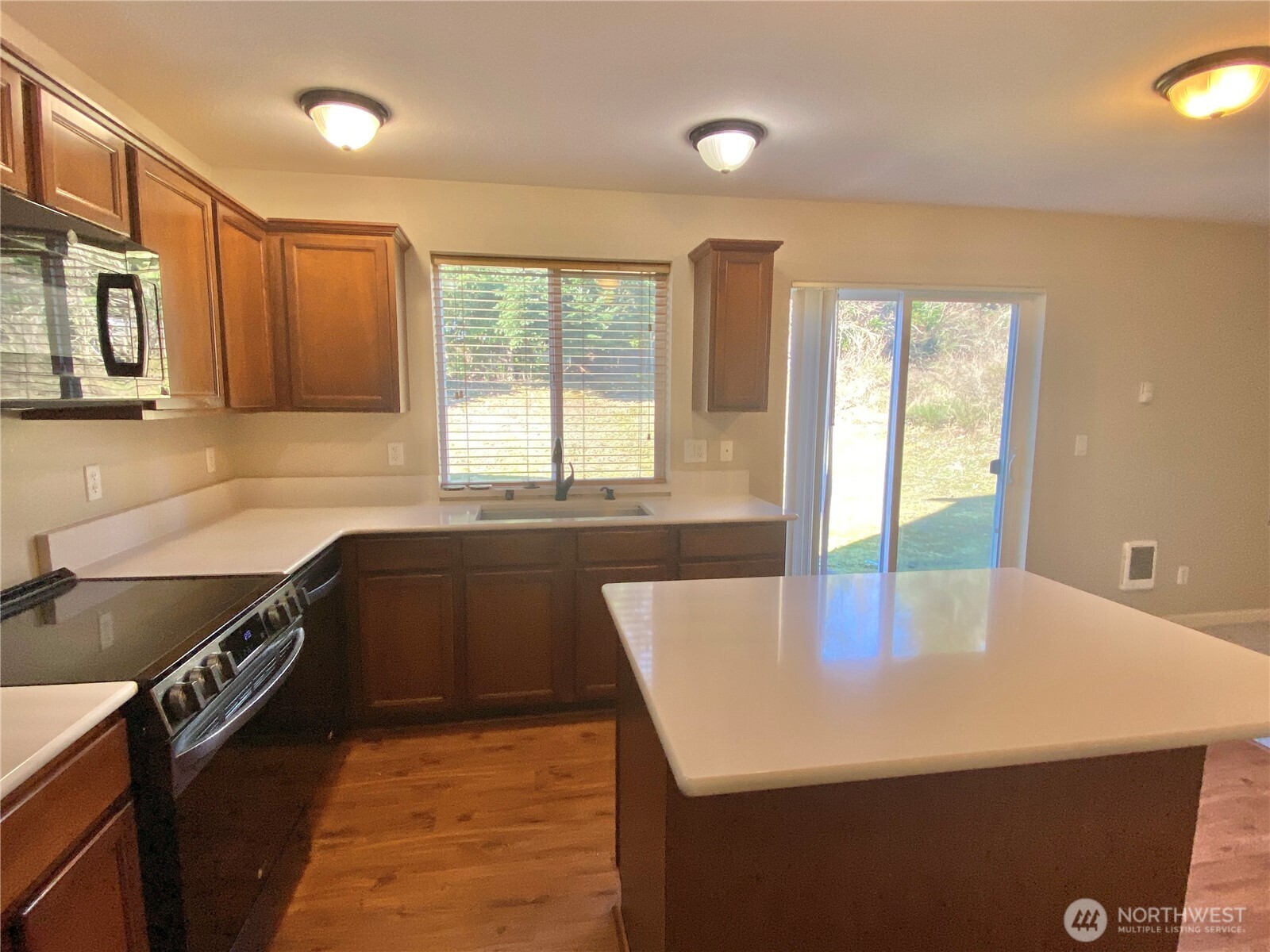 19905 100th Avenue Ct E, Graham, WA 98338-9604