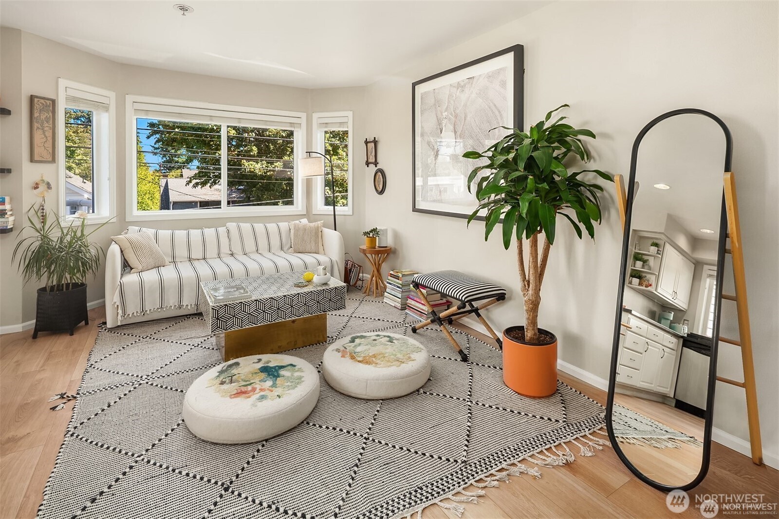 2116 California Avenue SW #201, Seattle, WA 98116