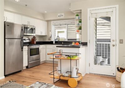 2116 California Avenue SW #201, Seattle, WA 98116 - Photo 8