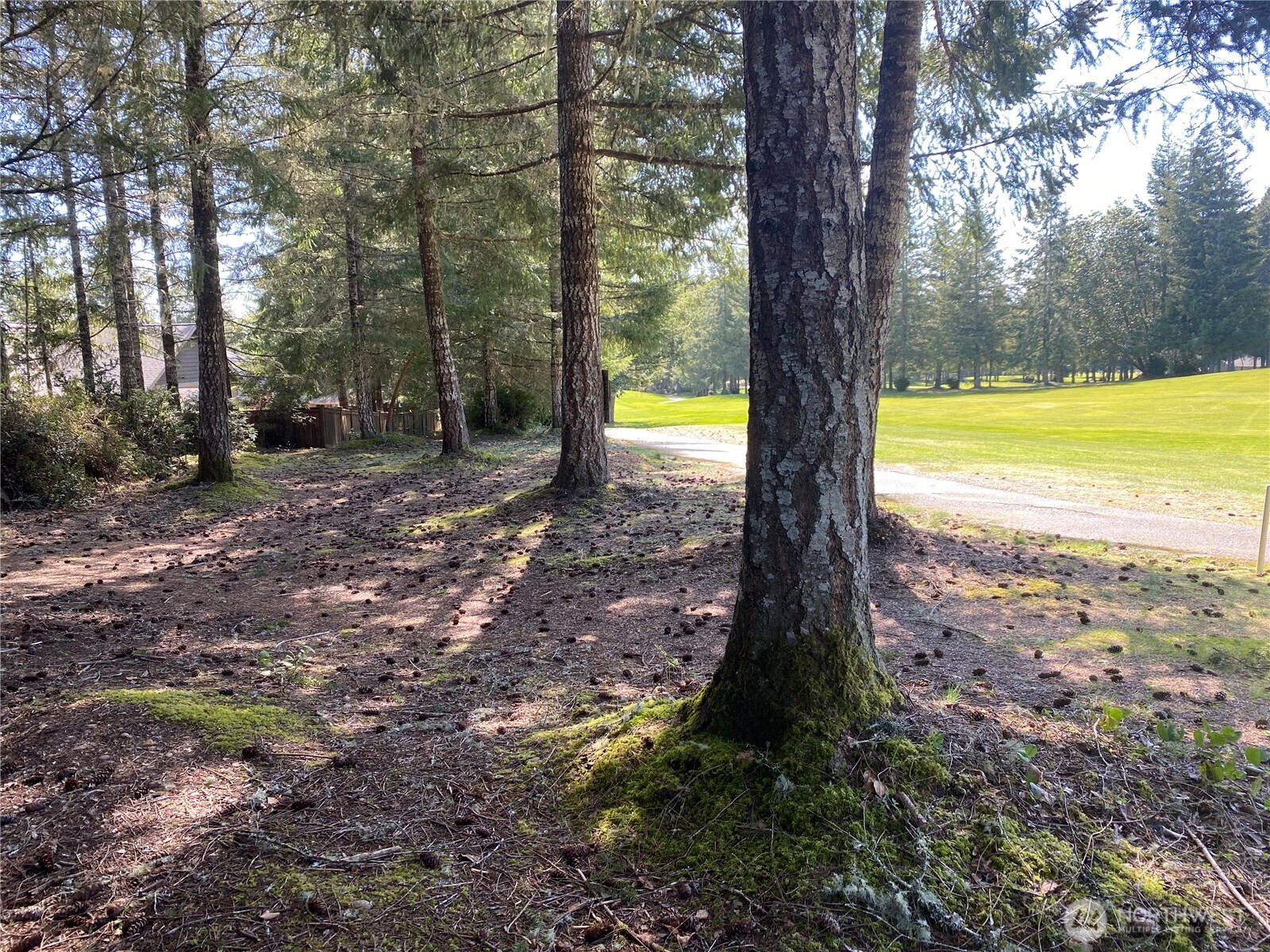 200 E Soderberg Road , Allyn, WA 98524