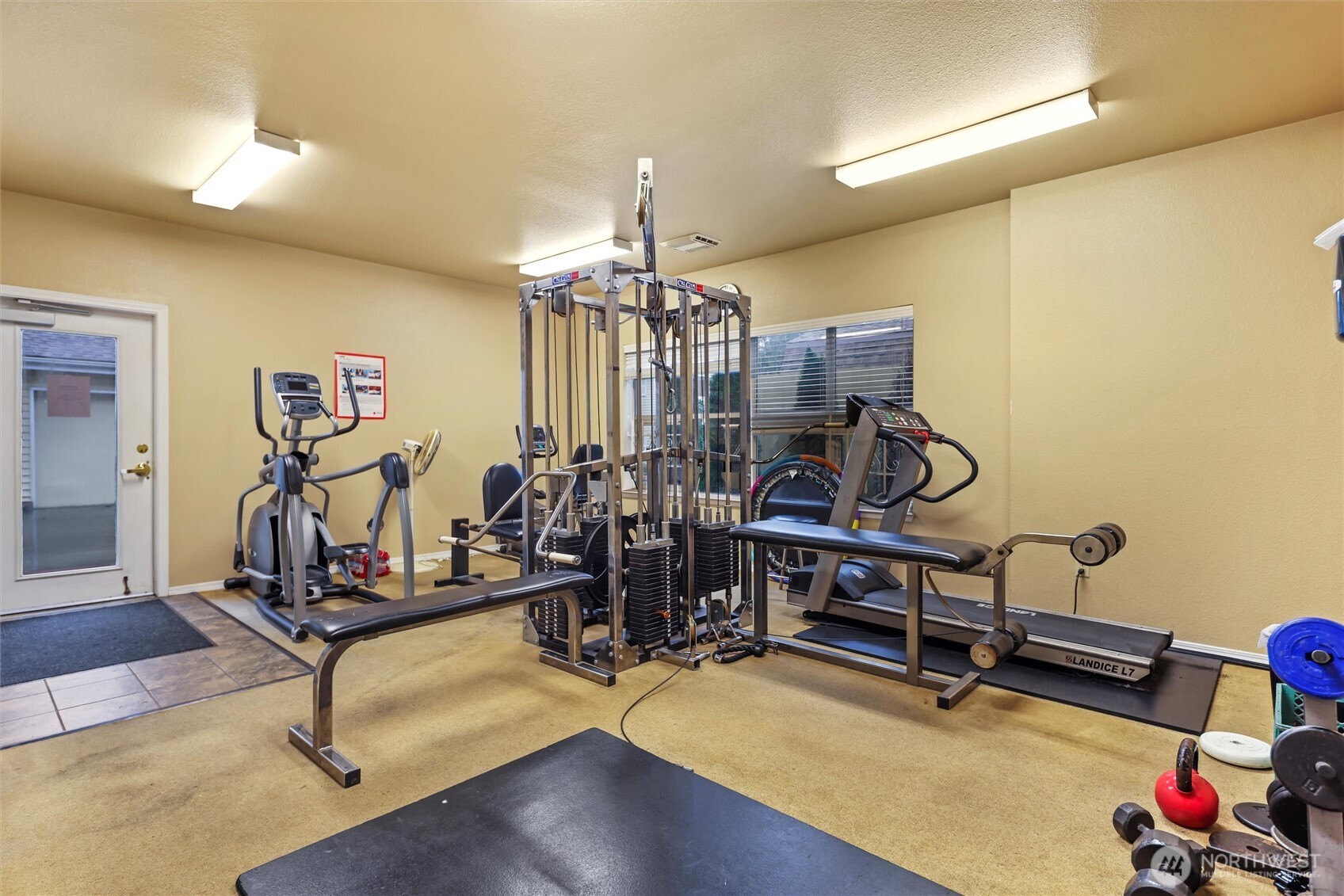 2740 118th Avenue SE #202, Bellevue, WA 98005