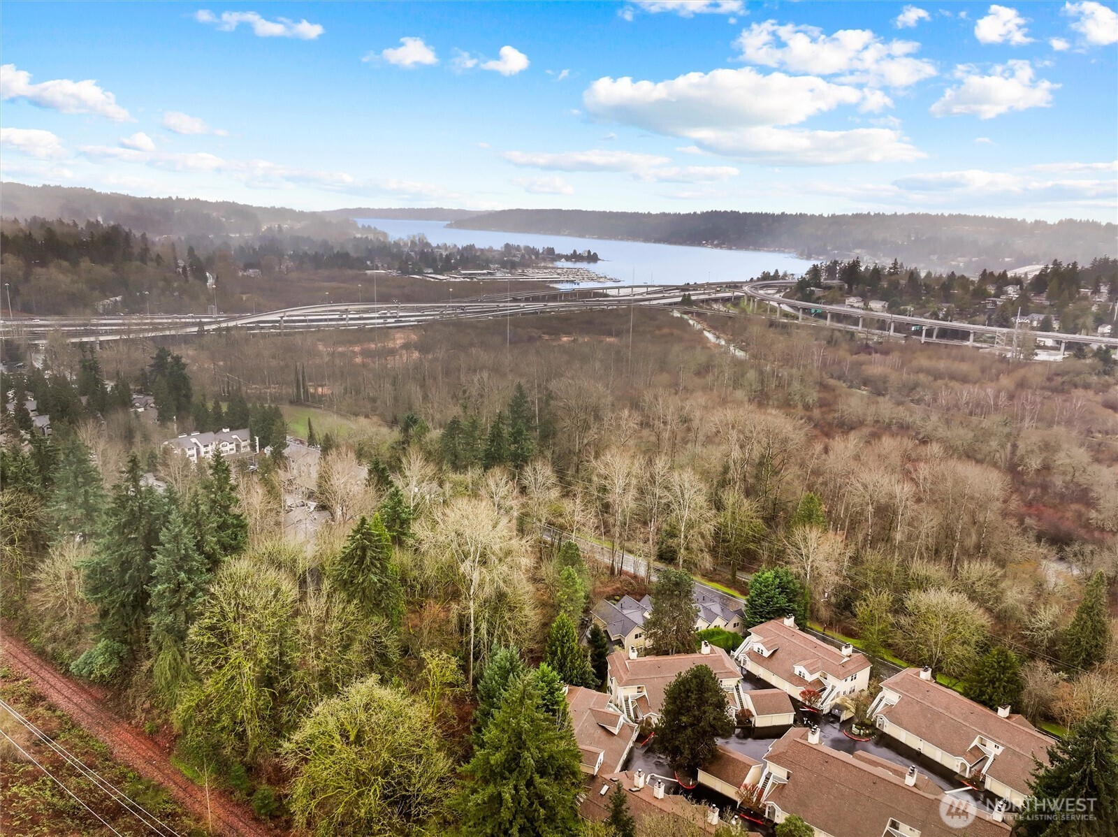 2740 118th Avenue SE #202, Bellevue, WA 98005