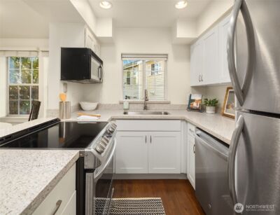 2740 118th Avenue SE #202, Bellevue, WA 98005 - Photo 7