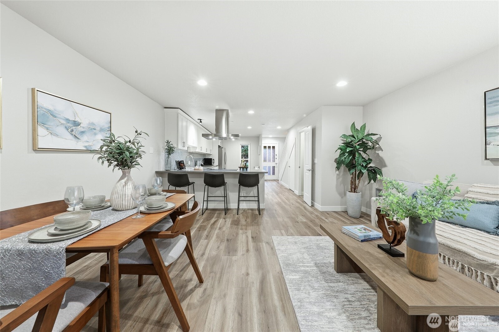 1940 N Northgate Way , Seattle, WA 98133