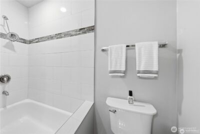 1940 N Northgate Way , Seattle, WA 98133 - Photo 21