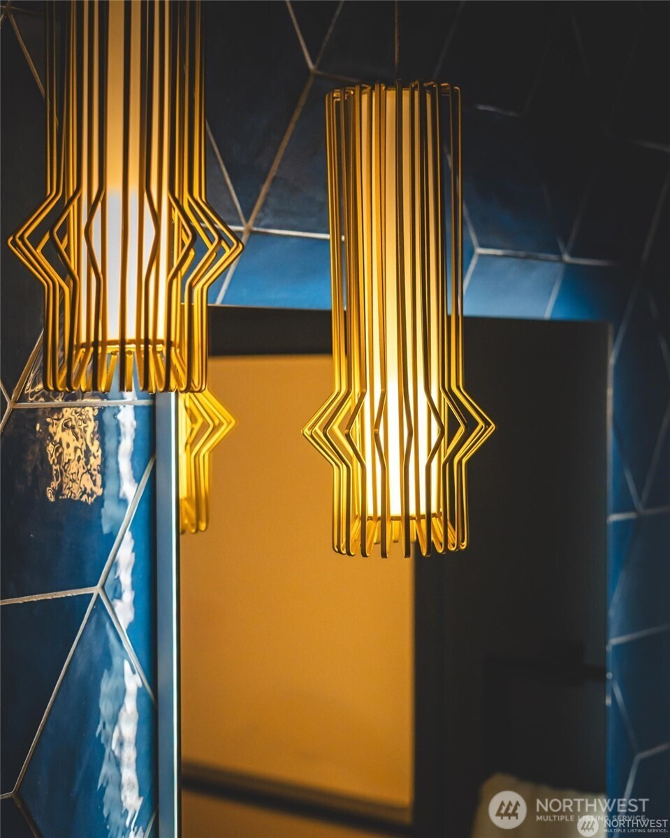 615 E Pike Street #303, Seattle, WA 98122