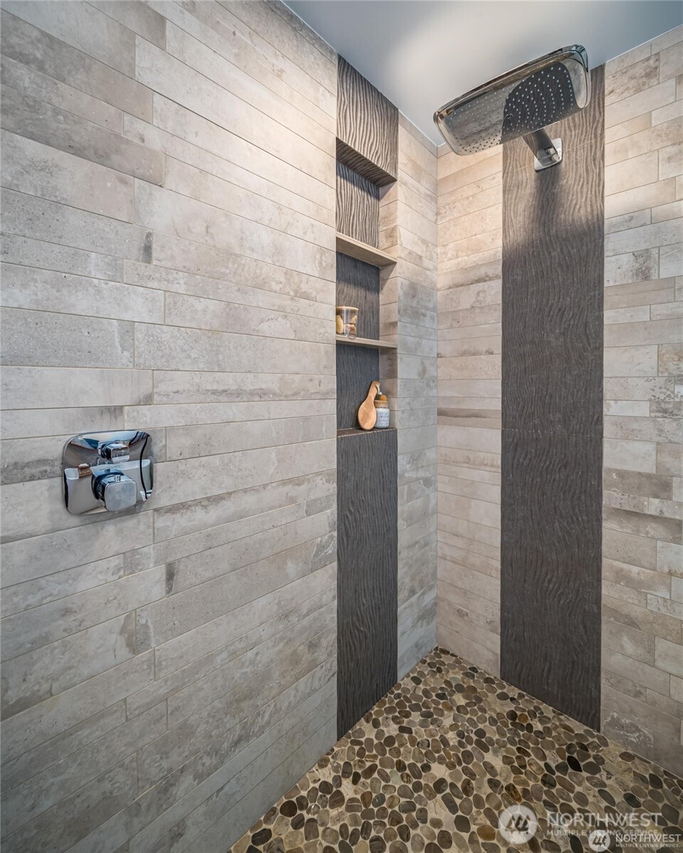 615 E Pike Street #303, Seattle, WA 98122