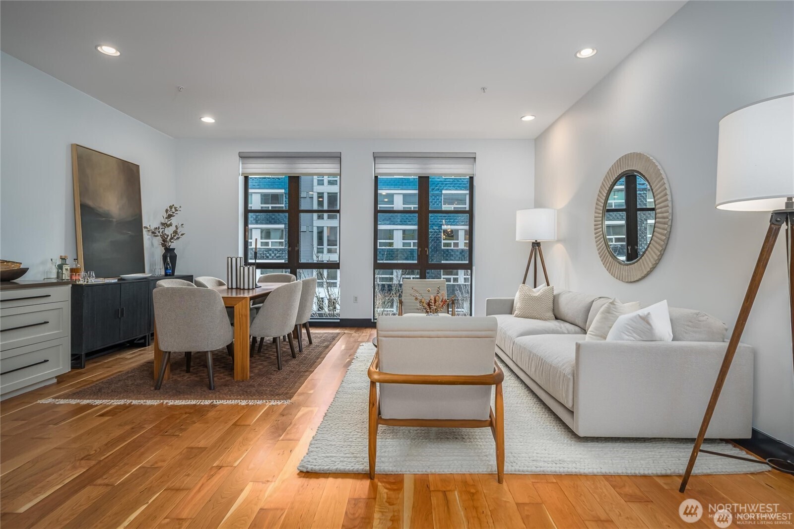 615 E Pike Street #303, Seattle, WA 98122