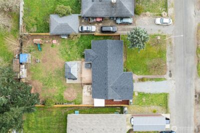 13001 2nd Avenue Ct E, Tacoma, WA 98445 - Photo 35