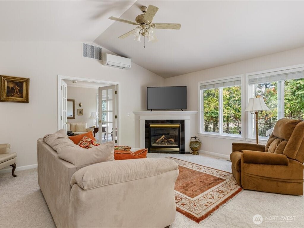 1265 Long Drive , Freeland, WA 98249