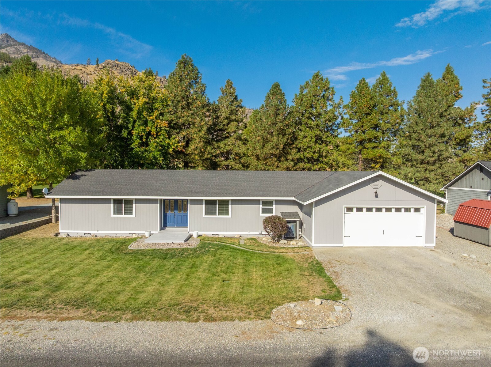 99 Golf Course Drive , Pateros, WA 98846