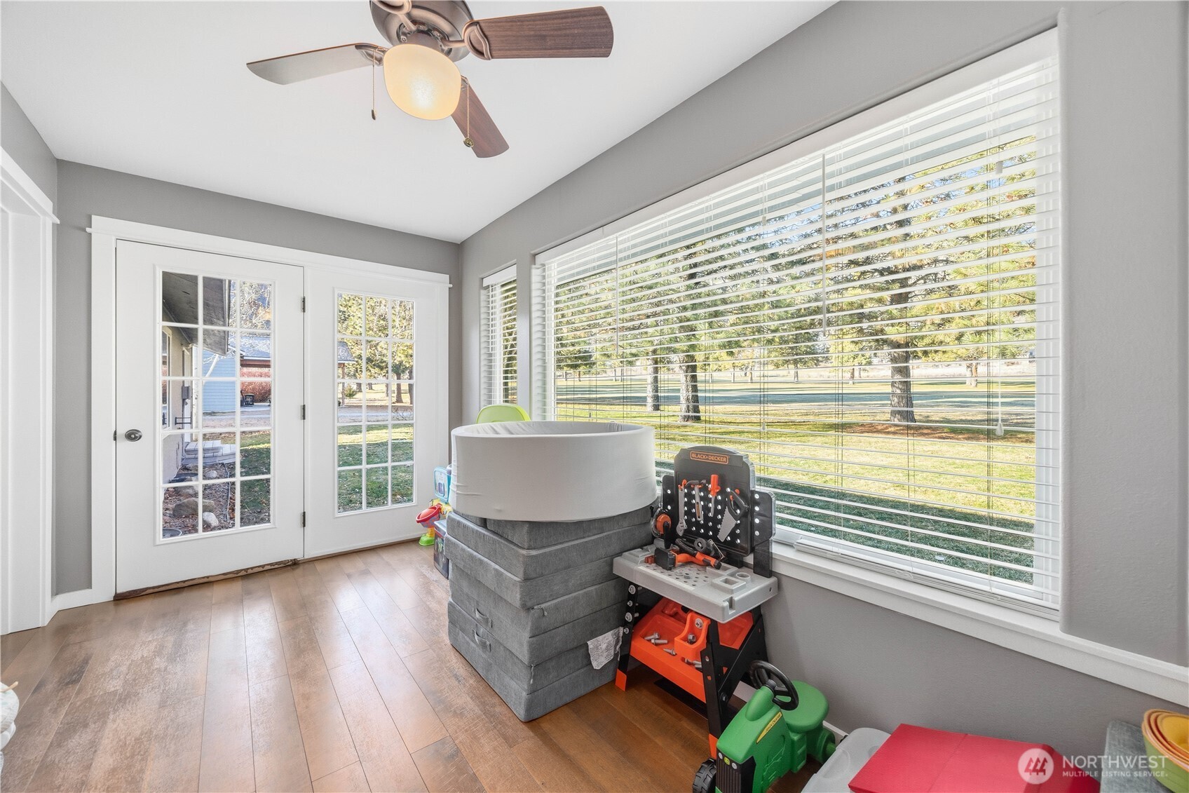 99 Golf Course Drive , Pateros, WA 98846