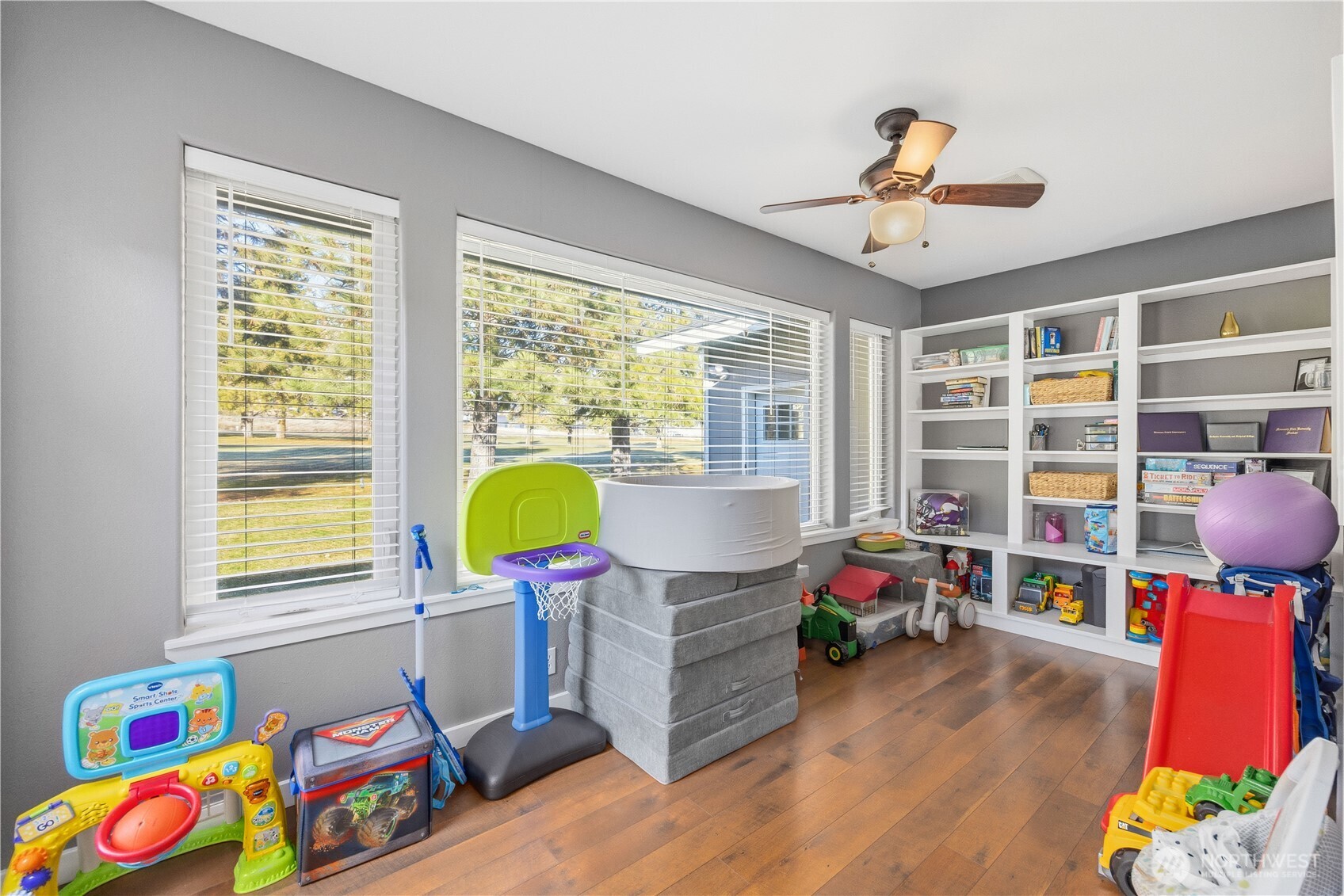 99 Golf Course Drive , Pateros, WA 98846