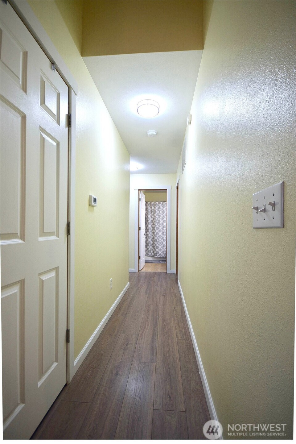 15826 104th Ave SE , Yelm, WA 98597