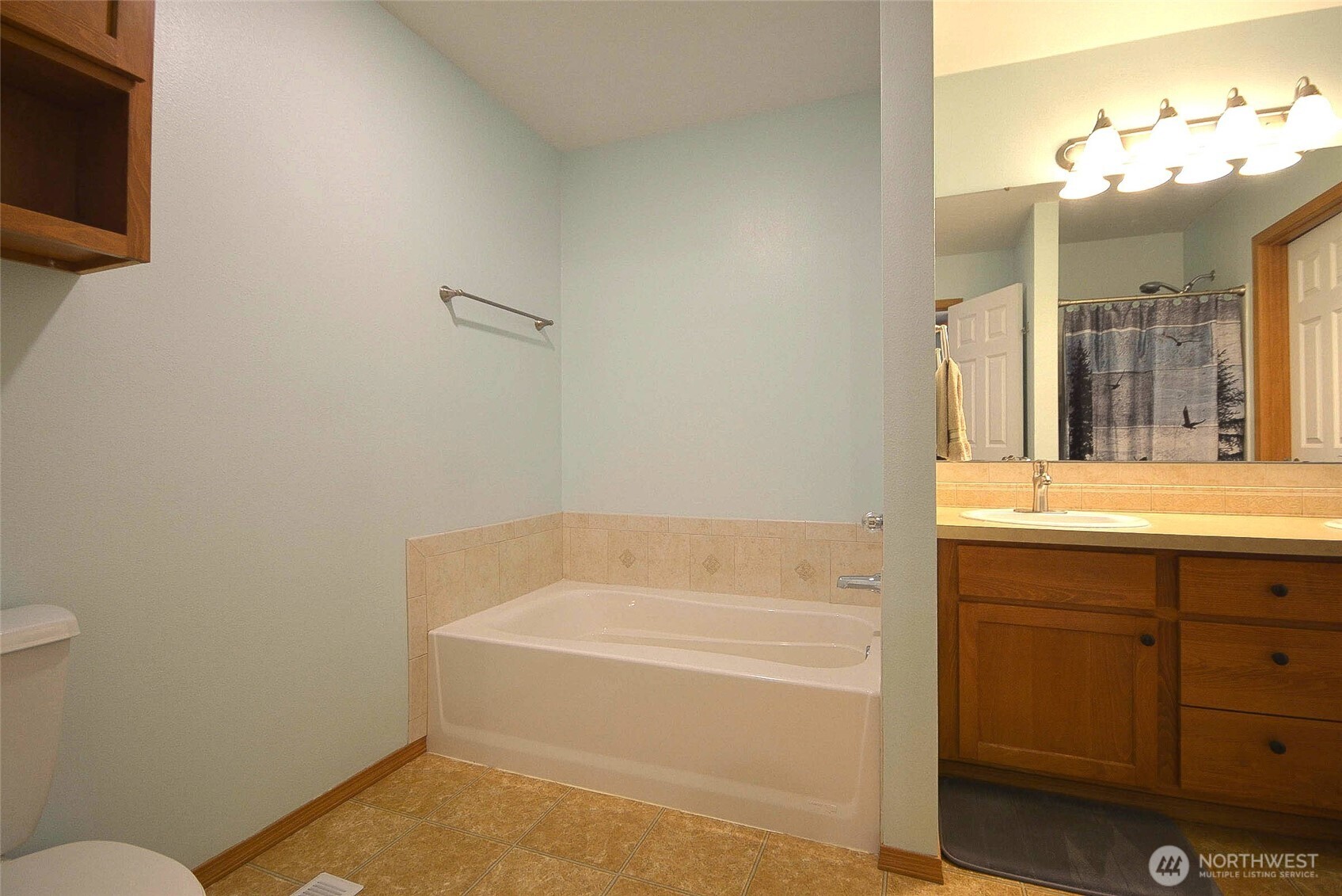 15826 104th Ave SE , Yelm, WA 98597