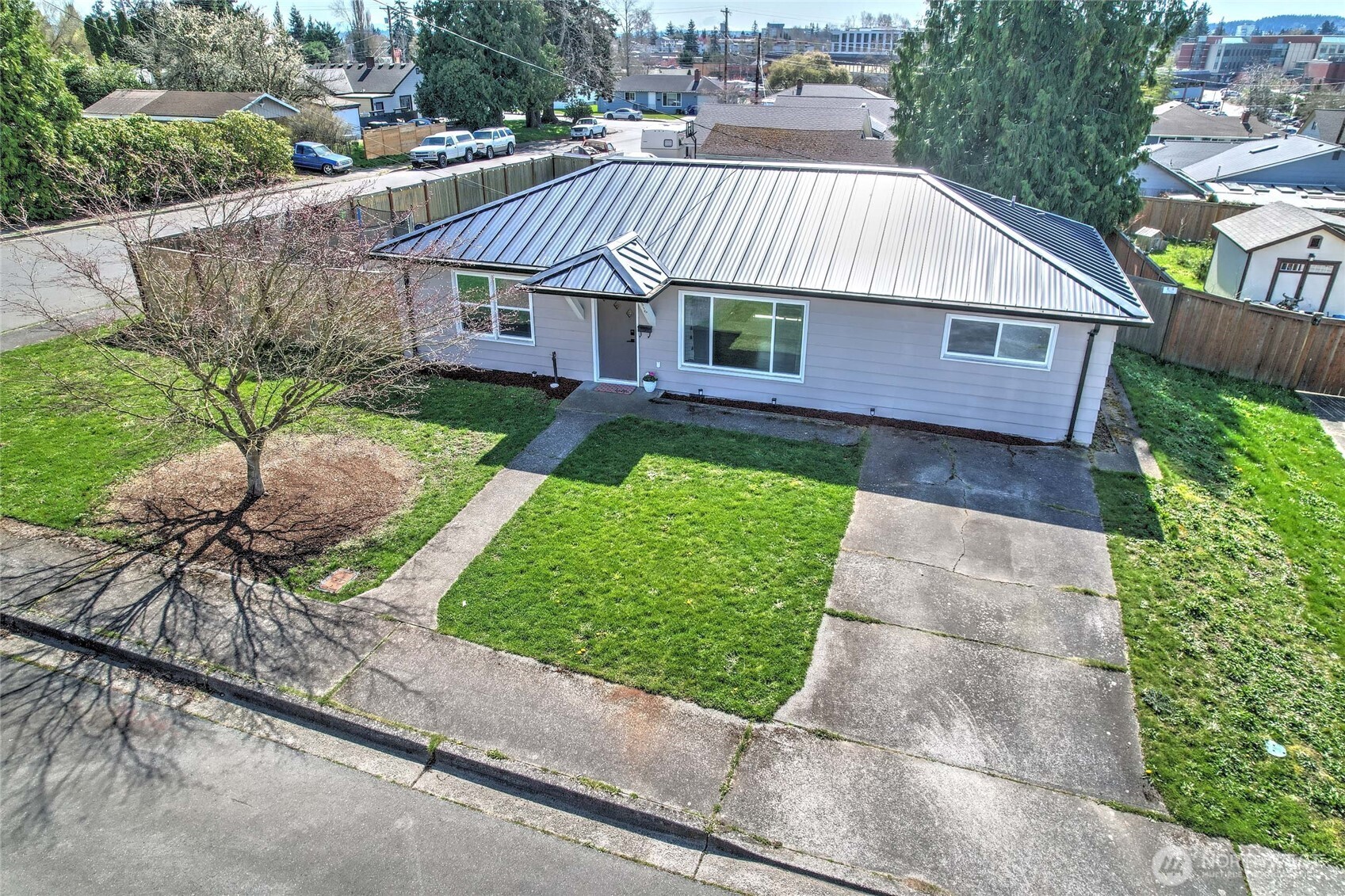 2316 7th Street , Everett, WA 98201