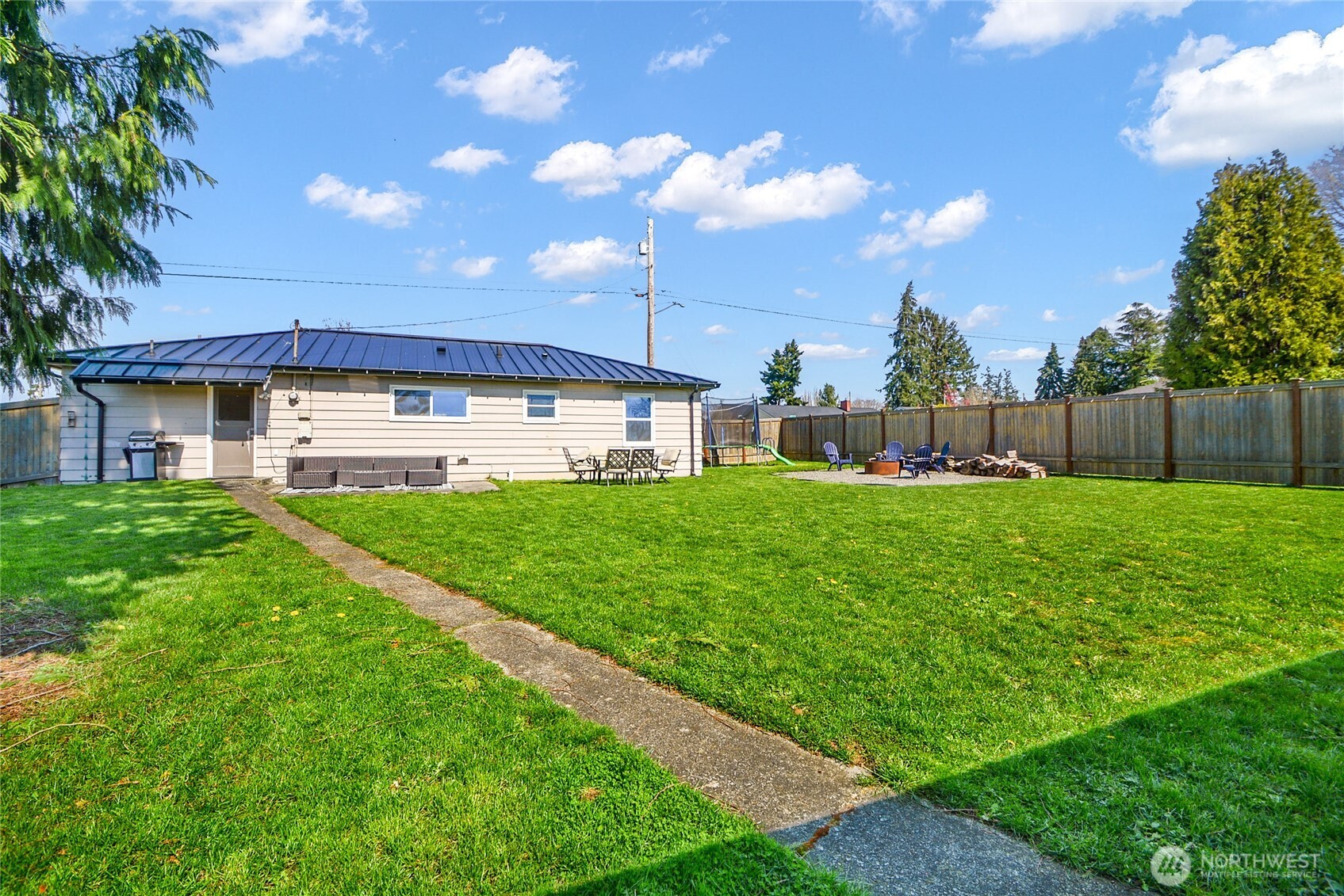 2316 7th Street , Everett, WA 98201