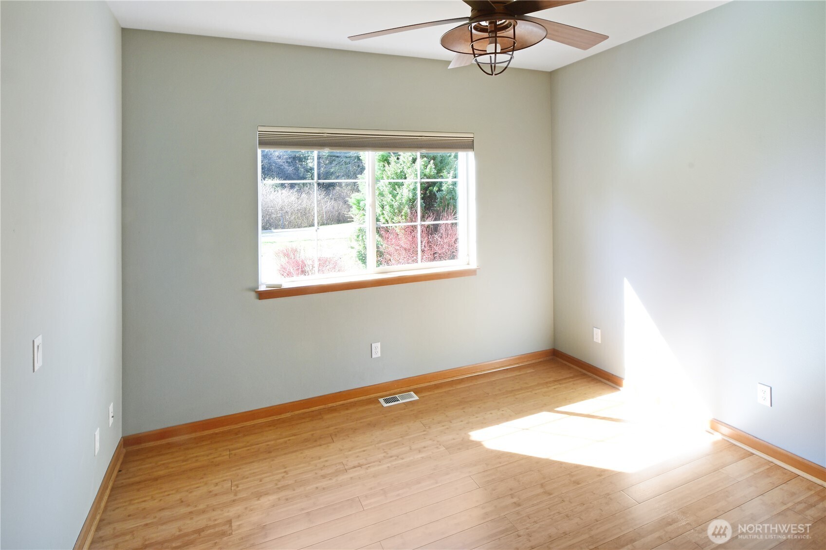 19110 Fales Road , Snohomish, WA 98296